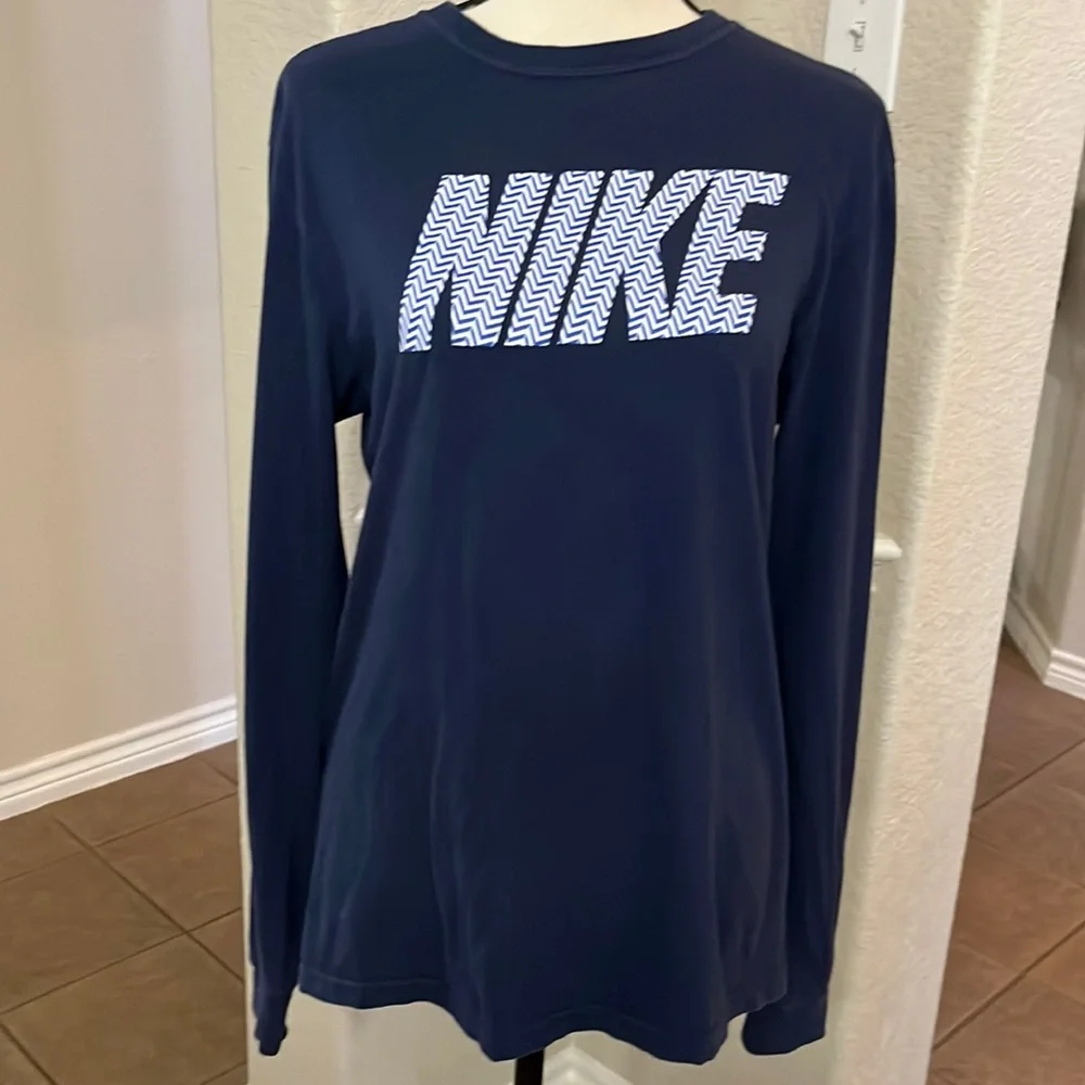 Nike navy logo long sleeve t-shirt Size S